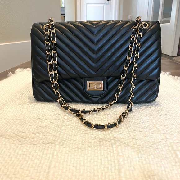 Handbags - Polished and Poised Black Handbag